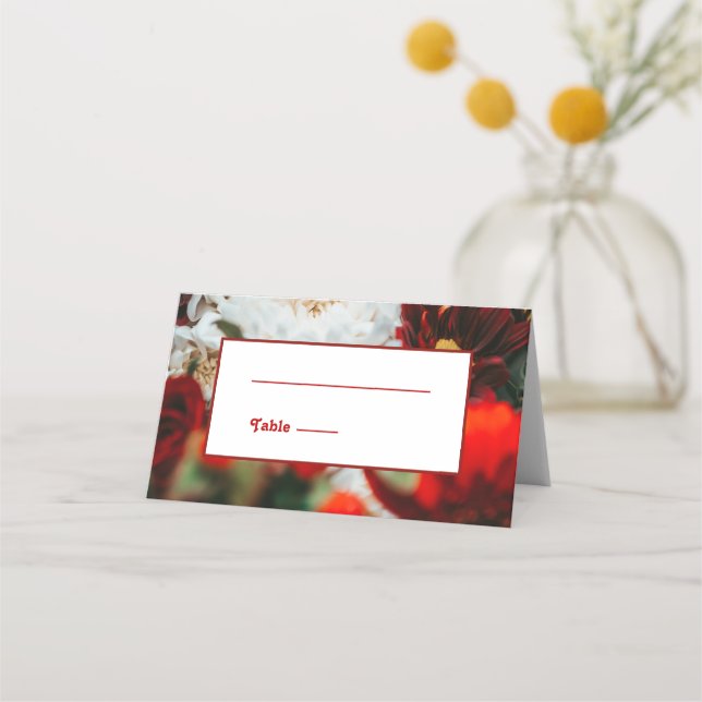 Elegante Rote Rosen Hochzeiten Platzkarte (Vorderseite)