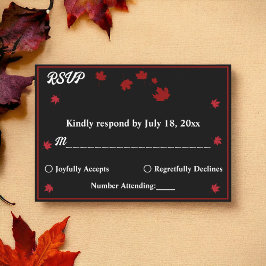 Elegante rustikale Schwarz-Weiß-Hochzeit im Herbst RSVP Karte