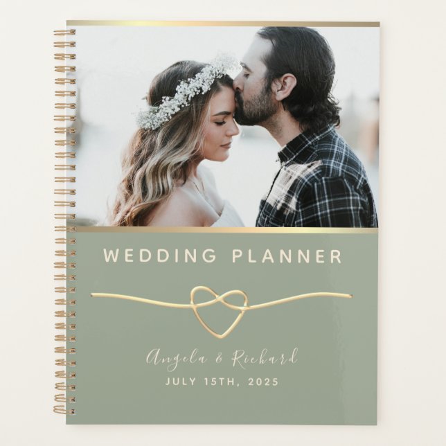 Elegante Sage Green Foto Wedding Planer (Vorderseite)