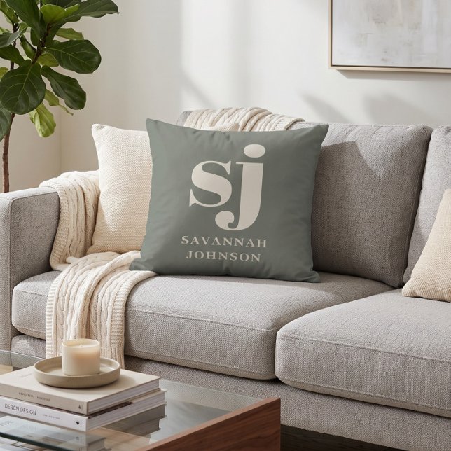 Elegante Salbei-Monogramm-Initialen Kissen (Von Creator hochgeladen)