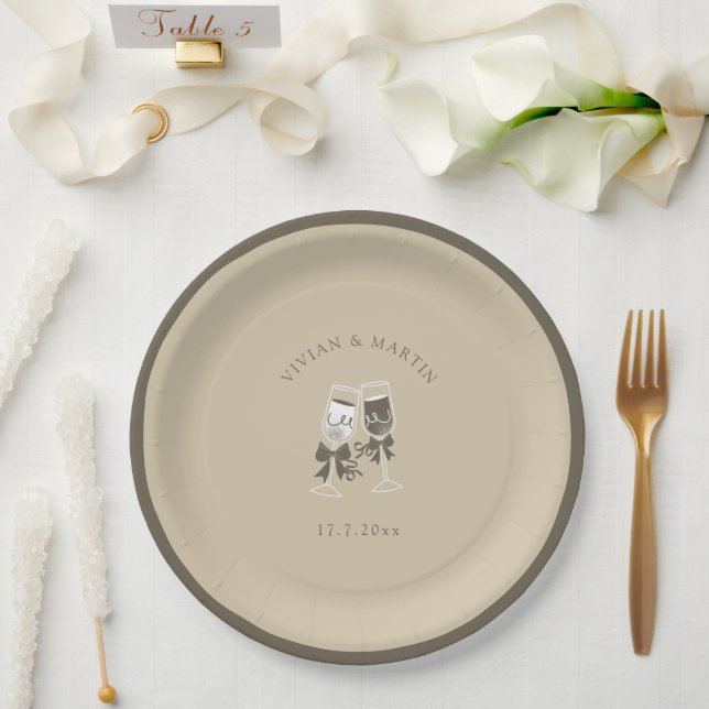 Elegante Sand Green Wedding Pappteller (Hochzeit)