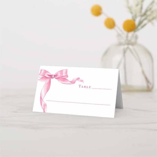 Elegante, sanfte, rosa, handgezeichnete Bow-Hochze Platzkarte (Vorderseite)