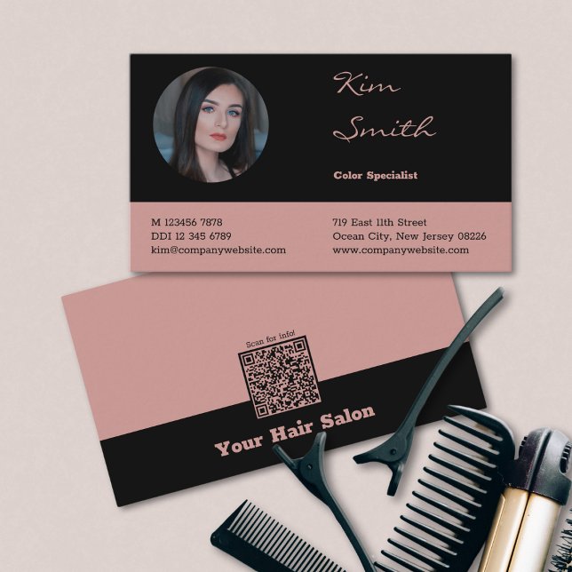 Elegante schwarz-rosa QR Code Haarstylistin Visitenkarte (Elegant Black & Pink QR Code Hair Stylist Business Card)