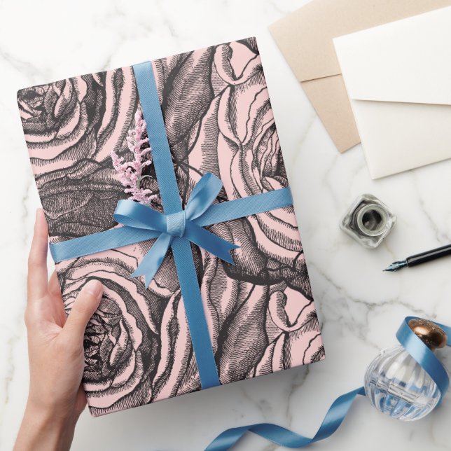 Elegante Schwarze botanische Rose in Rosa Geschenkpapier (Schenken)