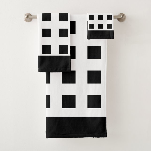 Elegante schwarze Quadrate auf schwarz und weiß Badhandtuch Set (Insitu)