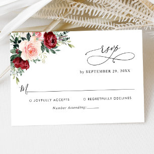 Elegante Script Burgundy Blush Floral Wedding RSVP Karte