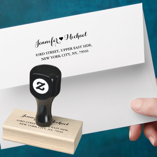 Elegante Script Couple Heart Wedding Rücksendeadre Gummistempel (Elegant Script Couple Heart Wedding Return Address Rubber Stamp)