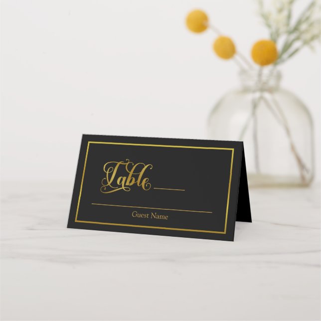 Elegante Script-Schnörkel Black & Gold-Hochzeit Platzkarte (Vorderseite)