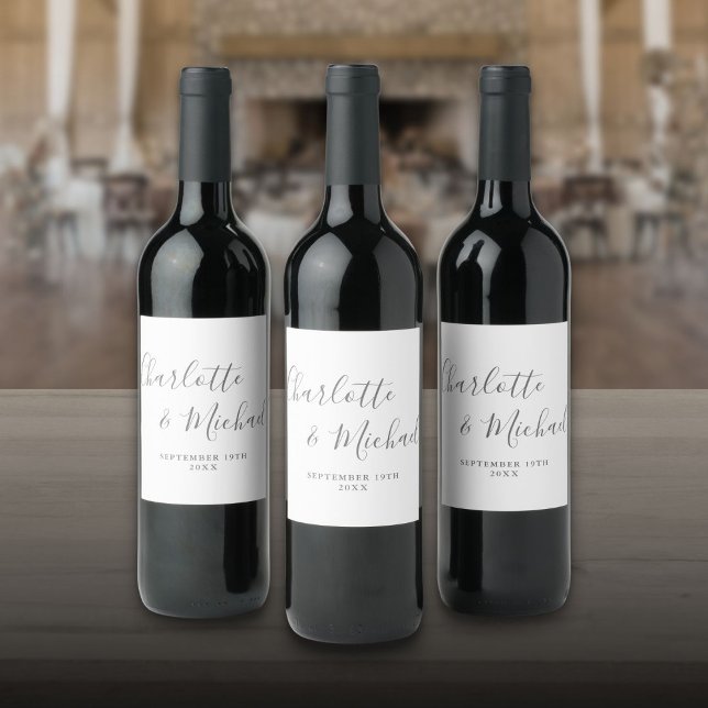 Elegante Signatur-Skript Graue und Weiße Hochzeit Weinetikett (Elegant Signature Script Gray And White Wedding Wine Label)