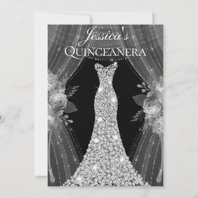Elegante Silbervorhänge Kleid Quinceanera Party Einladung (Vorderseite)