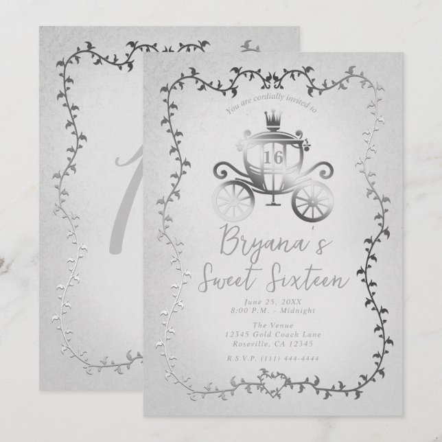 Elegante Silver Carriage White Storybook Sweet 16 Einladung (Vorne/Hinten)