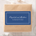 Elegante Simple Classic Blue Wedding Rücksendeadre<br><div class="desc">Besteht aus einfachen geraden Rahmen mit klassischem kursiven Schrift und Serifentypografie. Diese Elemente sind einfach,  zeitlos und klassisch. Dieses wurde von White Paper Birch Co. exklusiv für Zazzle entworfen. Abrufbar unter: http://www.zazzle.com/store/whitepaperbirch</div>