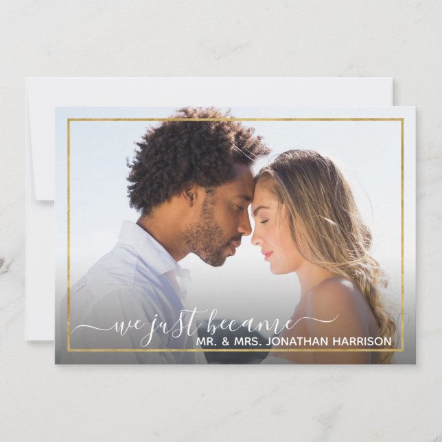 Elegante Simple Gold Foto Just Married Website Ankündigung (Vorderseite)
