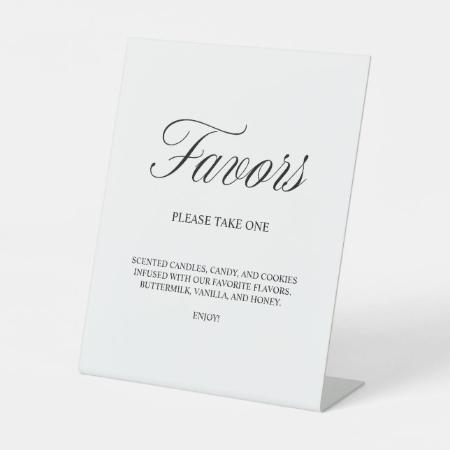 Elegante Skriptfavors Formal White Wedding Sockelschild (Vorderseite)
