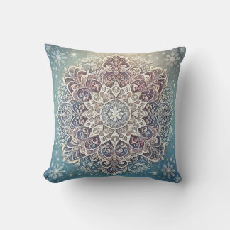 Elegante Snowflake Mandala in Frosty Hues Kissen