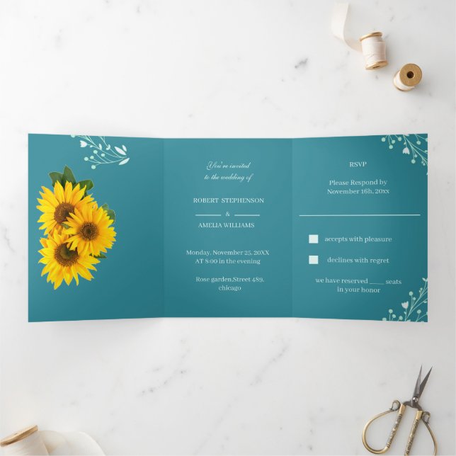 Elegante Sonnenblumenhochzeit Dreifach Gefaltete Einladung (Innenseite)