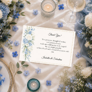 Elegante staubblaue florale romantische Hochzeit Dankeskarte