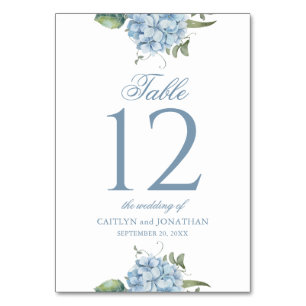 Elegante staubblaue Hortensien-Hochzeitstisch-Numm Tischnummer