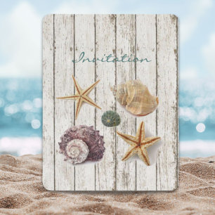 elegante strandhochzeit mit holz und muscheln einladung