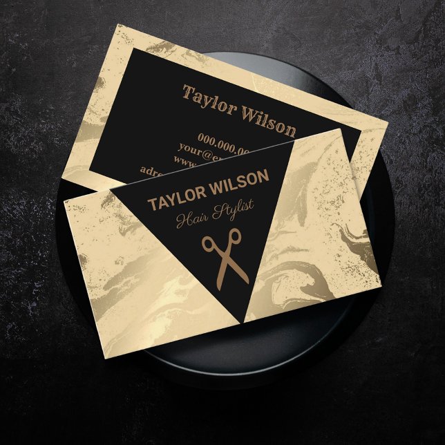 Elegante Stylistin aus schwarzem Goldmarmor Visitenkarte (Elegant black gold marble hair stylist business card)