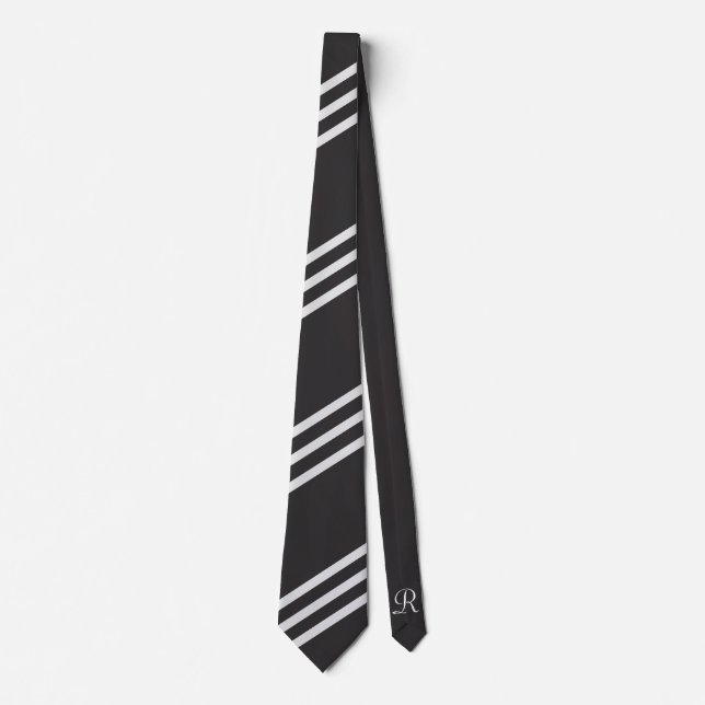 Elegante und minimale schwarze Krawatte (Vorderseite)