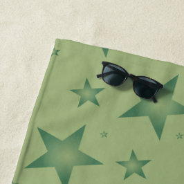 Elegante und stilvolle Olive Stars auf dem Sage Gr Strandtuch