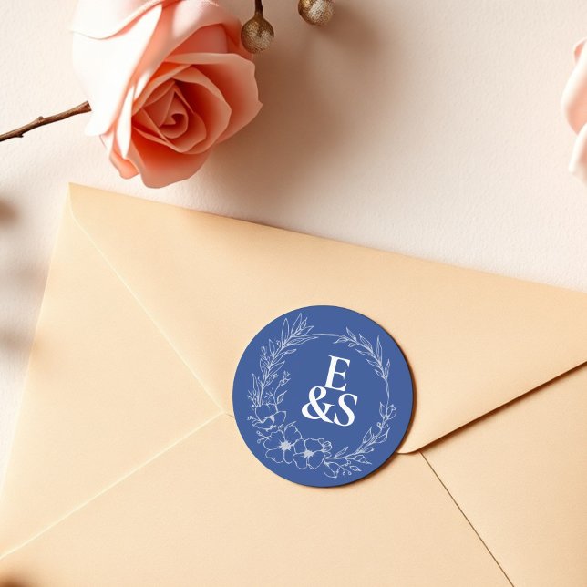 Elegante Vintag Romance Blue Monogram Wedding Runder Aufkleber (Von Creator hochgeladen)