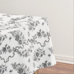 Elegante Vintage Gravierschwarze Rose und Ribbons Tischdecke<br><div class="desc">Elegante und romantische schwarze,  gravierte Vintage Rose,  Blume,  Weinberge,  Blätter und Schmetterlinge mit Bändern und Bögen auf weißem Hintergrund verwoben.</div>