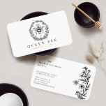 Elegante Vintage Honey Queen Bee Black & White Bus Visitenkarte<br><div class="desc">Elegantes, Vintages Design im honigfarbenen Design der Visitenkarte. Das Design besticht durch die originelle handgezeichnet Honigbiene im Vintagen Stil mit einer eleganten goldenen Krone über der Bienenkönigin. Ein wunderschöner, rustikaler, Vintager Blumenkranz umrahmt die Bienenkönigin-Illustration Ein schöner Kontrast zum Bienensteuerungsdesign der Königin. Angepasst mit Ihrem Firmennamen und Slogan und Monogramm. Auf...</div>
