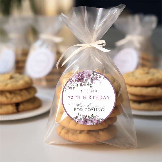 Elegante violette Blumen jeden Geburtstag Runder Aufkleber (Von Creator hochgeladen)