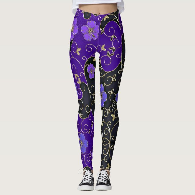 Elegante violette Blumen mit goldenen Blätter und  Leggings (Vorderseite)