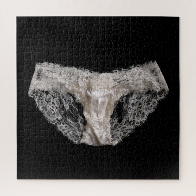 Elegante Wäschekollektion (Vertikal)