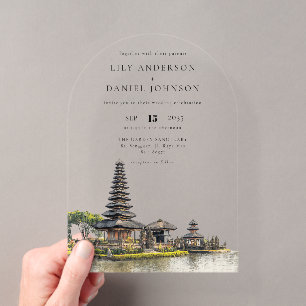 Elegante Wasserfarbe Bali Tempel Hochzeitsbogen Acryleinladungen