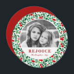 Elegante Wasserfarben Berries Rot und Grün | Foto Feiertagskarte<br><div class="desc">Versenden Sie mit diesen schönen Fotokarten,  mit Wasserfarben-Holly-Beeren und Blätter,  Feiertagsgrüße,  die sich von der Masse abheben! Auch Square-Optionen sind verfügbar.</div>