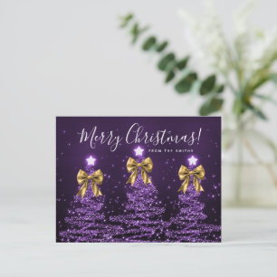 Elegante Weihnachtsbäume in Lila mit goldenen Schl Postkarte