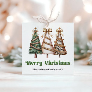 Elegante Weihnachtsbäume mit individuellem Namen a Geschenkanhänger