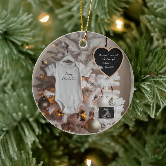 Elegante Weihnachtsbaumschwangerschaftsankündigung Keramik Ornament (Baum)