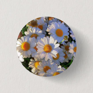 Elegante weiße Blumenbrosche Button