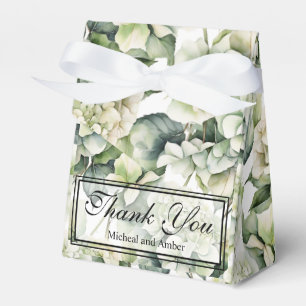 Elegante weiße, grüne Hydrangeas mit Blumen Geschenkschachtel