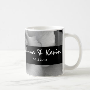 Elegante weiße Rosen-Hochzeits-Geschenk-Sammlung Kaffeetasse