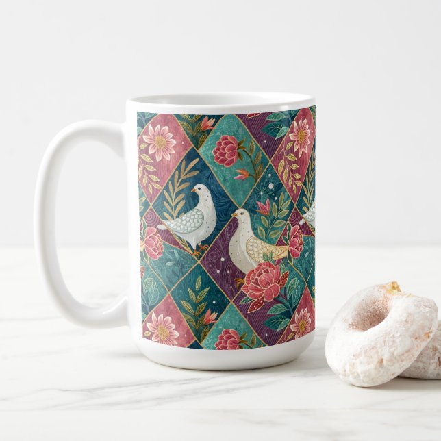 Elegante weiße Tauben Rosa Blütenfarben und geomet Kaffeetasse (Mit Donut)