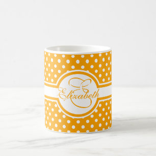 Elegante weiße Tupfen auf orange Monogramm Kaffeetasse