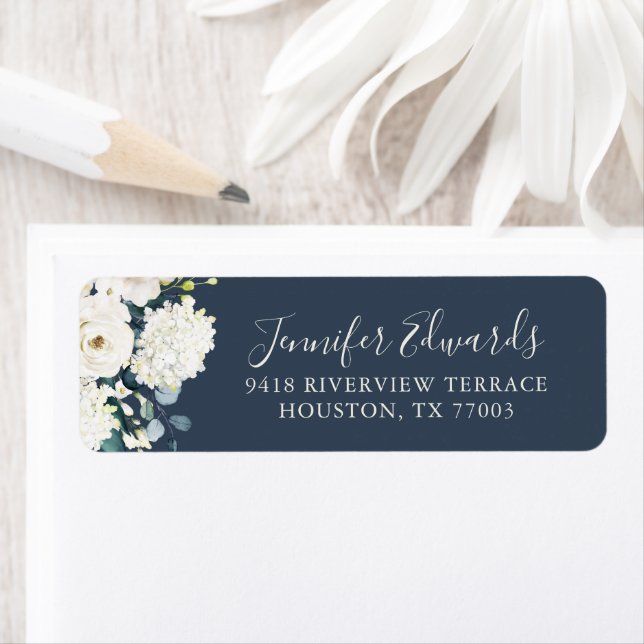 Elegante White Floral Rose und Hydrangeas Hochzeit (Insitu)