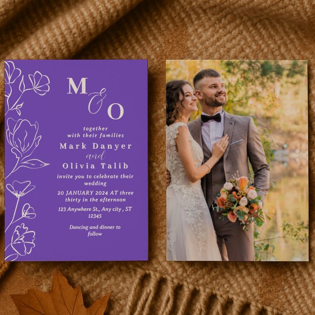 Elegante White Floral Wedding Einladung (Von Creator hochgeladen)