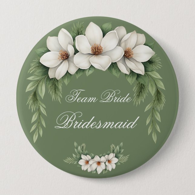 Elegante White Magnolia Winter Wedding Pine Tree Button (Vorderseite)