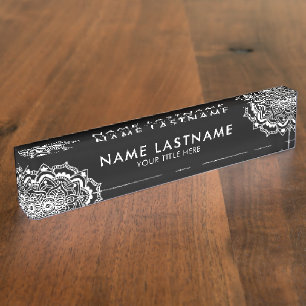 Elegante White Mandala Ornament on Black Title Namensplakette