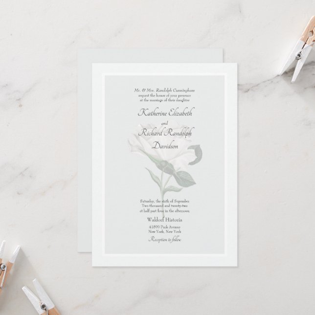 Elegante White Rose Einladung zur Hochzeit (Vorderseite/Rückseite Beispiel)