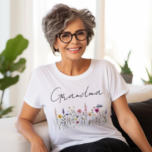 Elegante Wildblume Meadow Grandma Babydusche T-Shirt (Von Creator hochgeladen)
