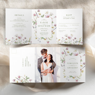 Elegante Wildblume Soft Pastel Botanische Hochzeit Dreifach Gefaltete Ankündigung