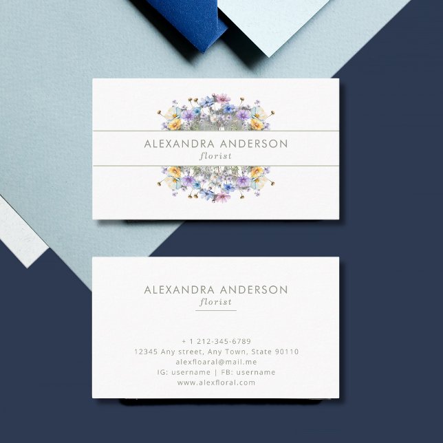 Elegante Wildblumen Watercolor Kranz Visitenkarte (Elegant Watercolor Wildflowers Wreath Business Card)